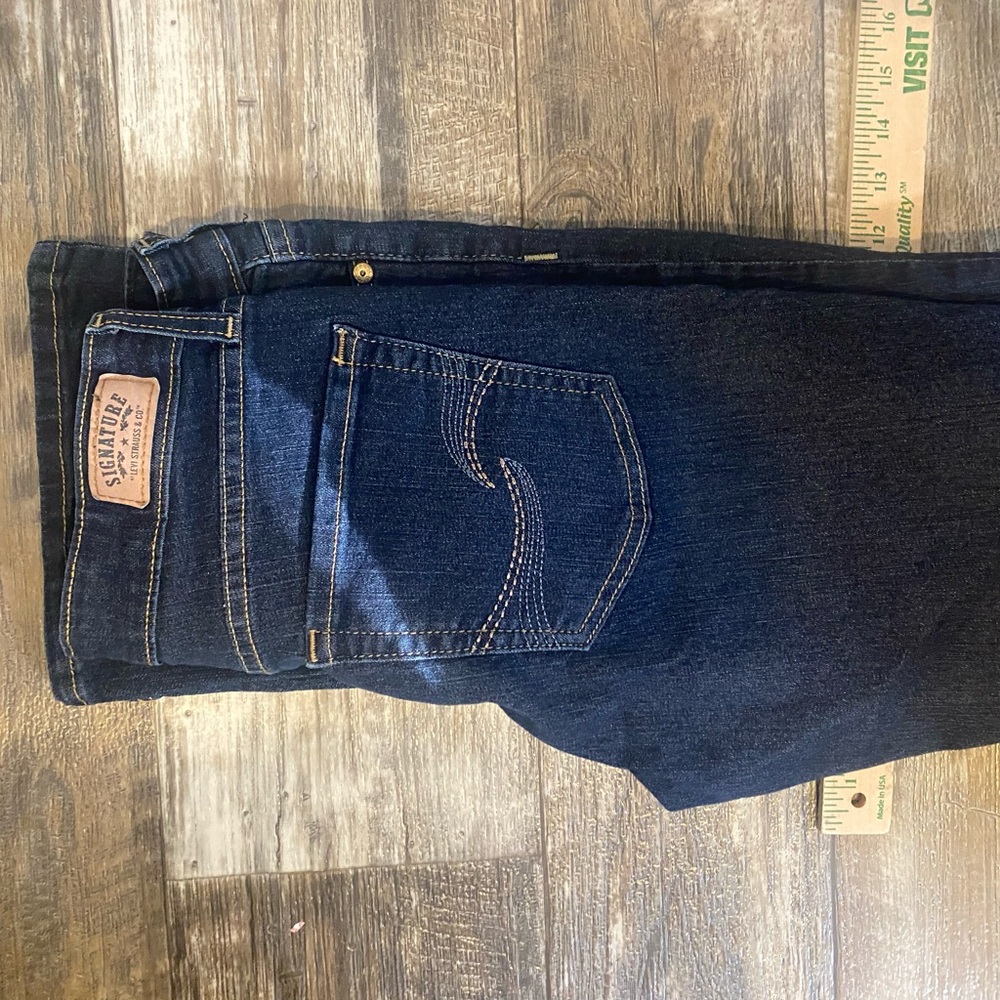 Levi’s ladies modern boot cut jeans size10